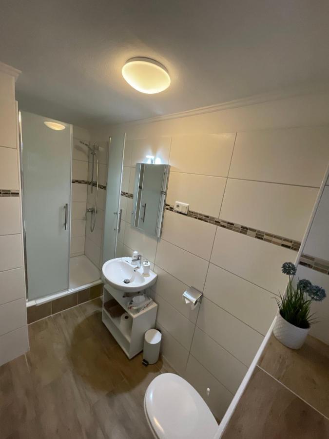 Hotel Kolossos Duesseldorf - نيوس المظهر الخارجي الصورة