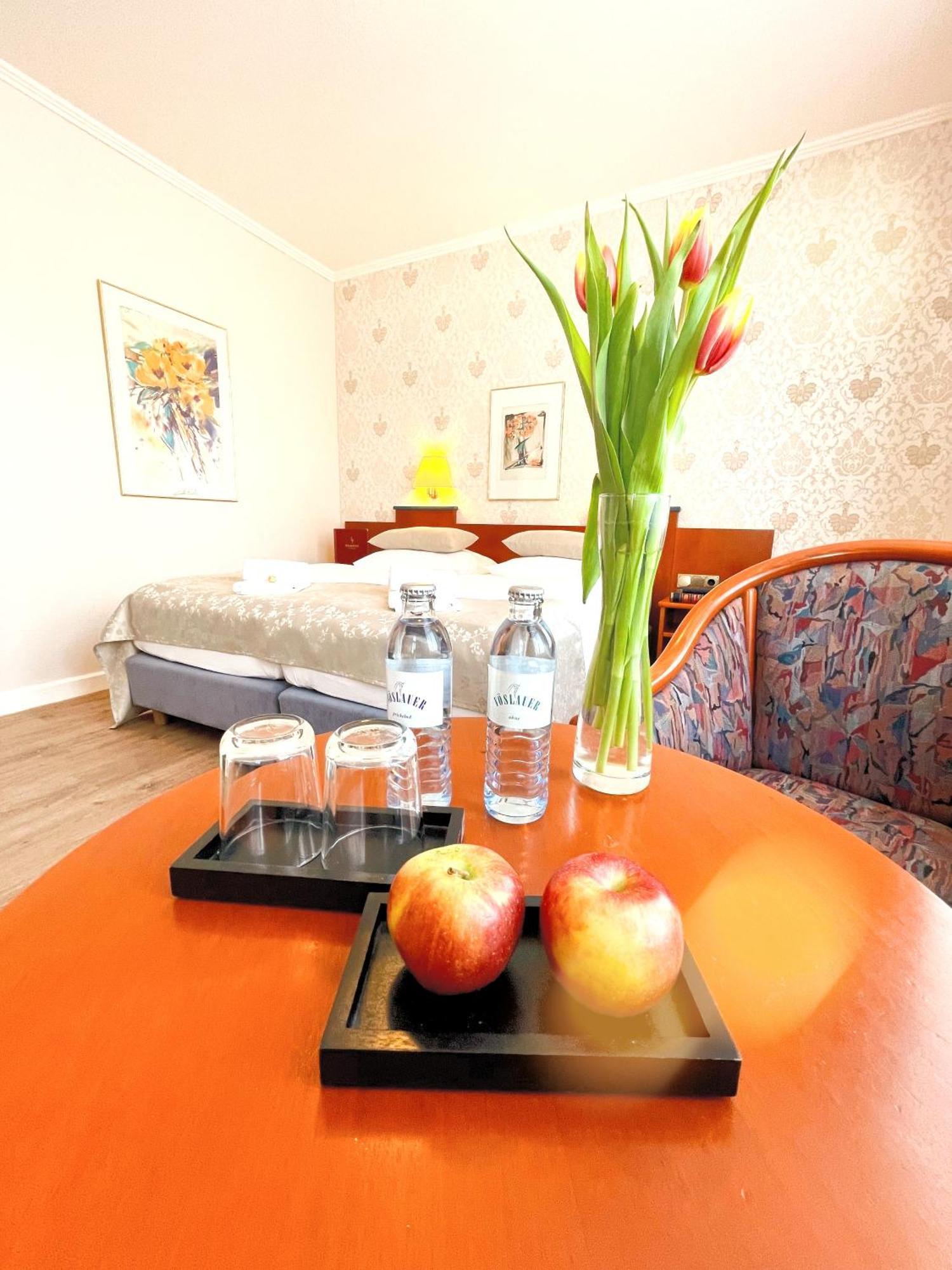 Hotel Kolossos Duesseldorf - نيوس الغرفة الصورة